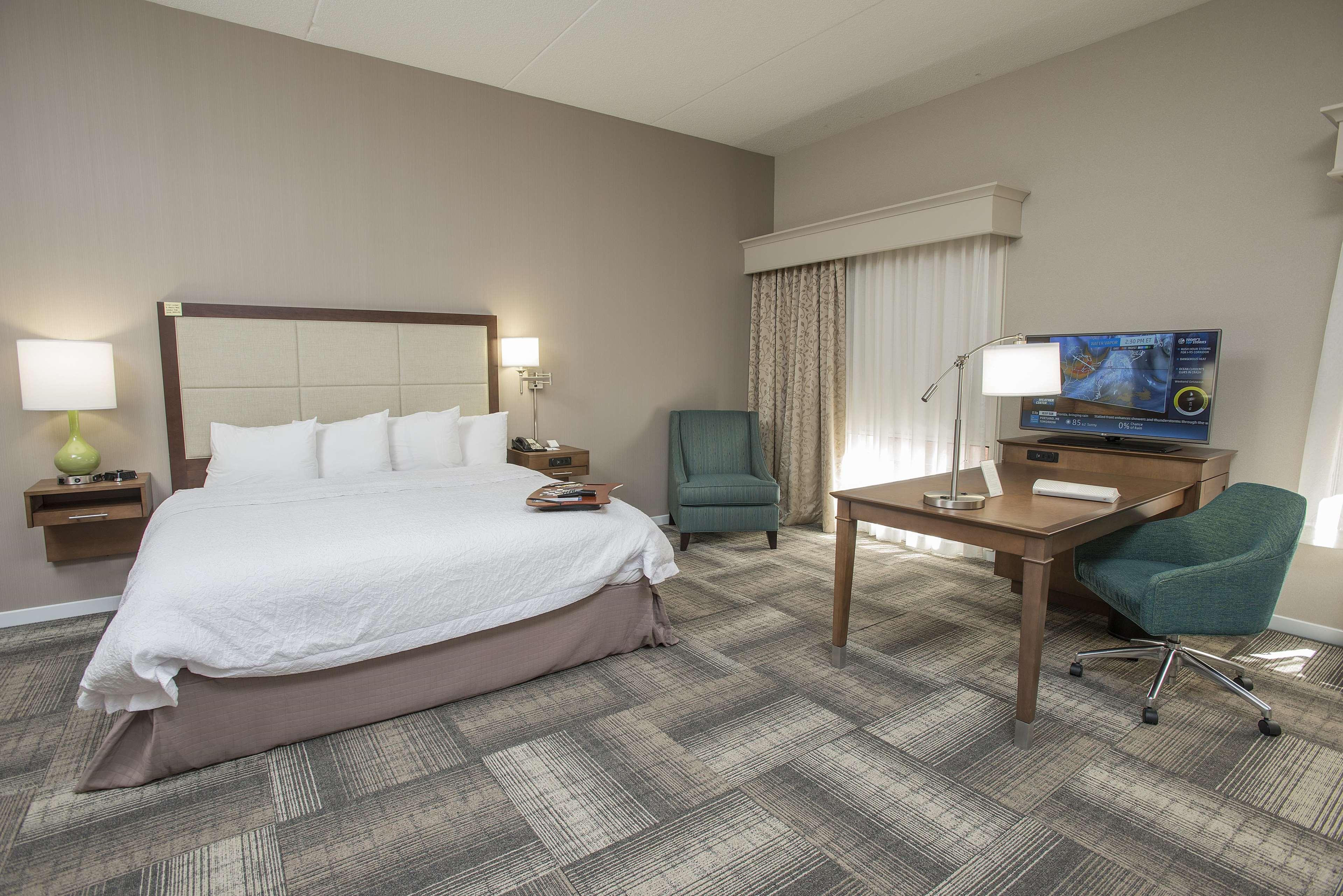 Hampton Inn & Suites Cincinnati-Union Centre West Chester Eksteriør billede
