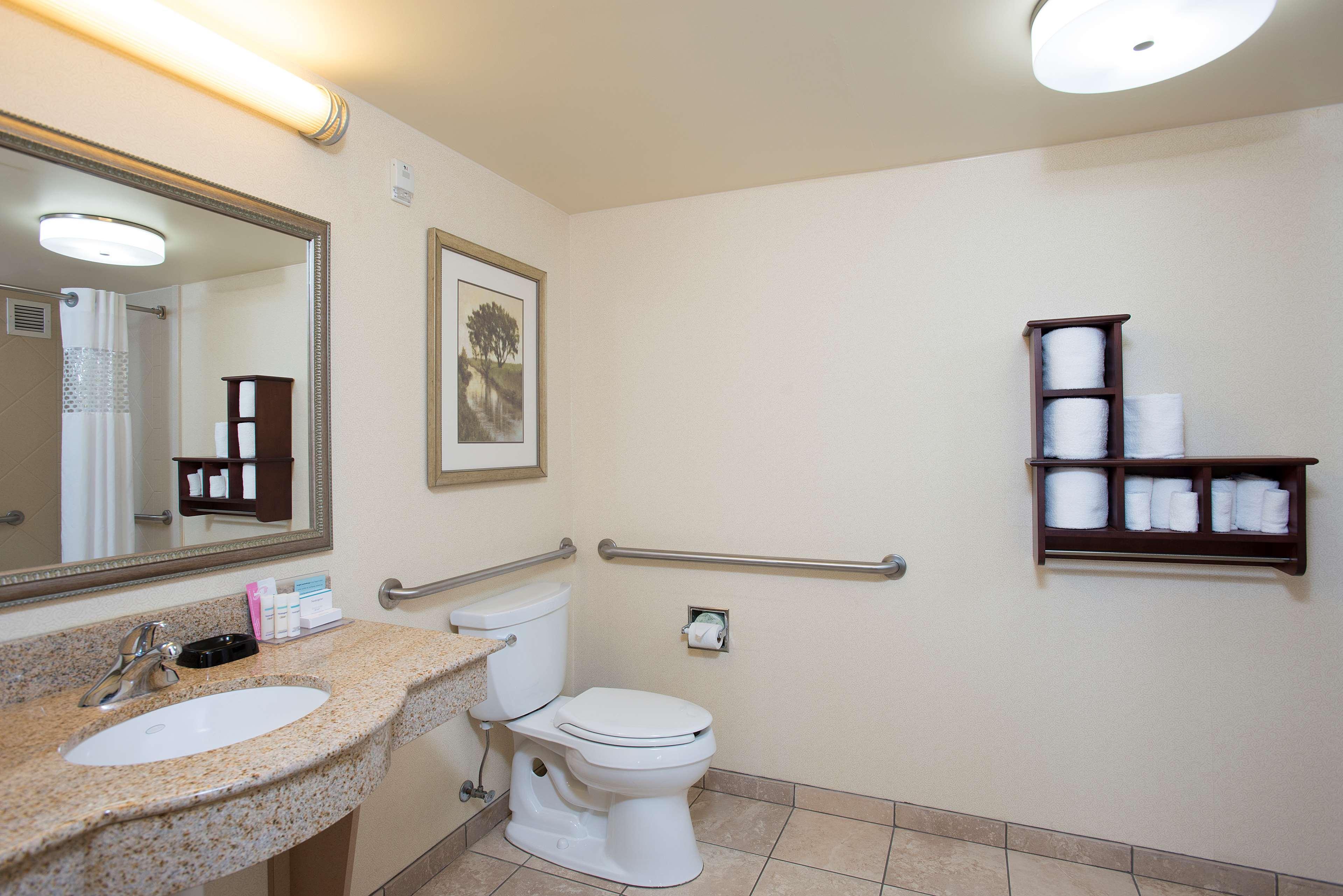 Hampton Inn & Suites Cincinnati-Union Centre West Chester Eksteriør billede