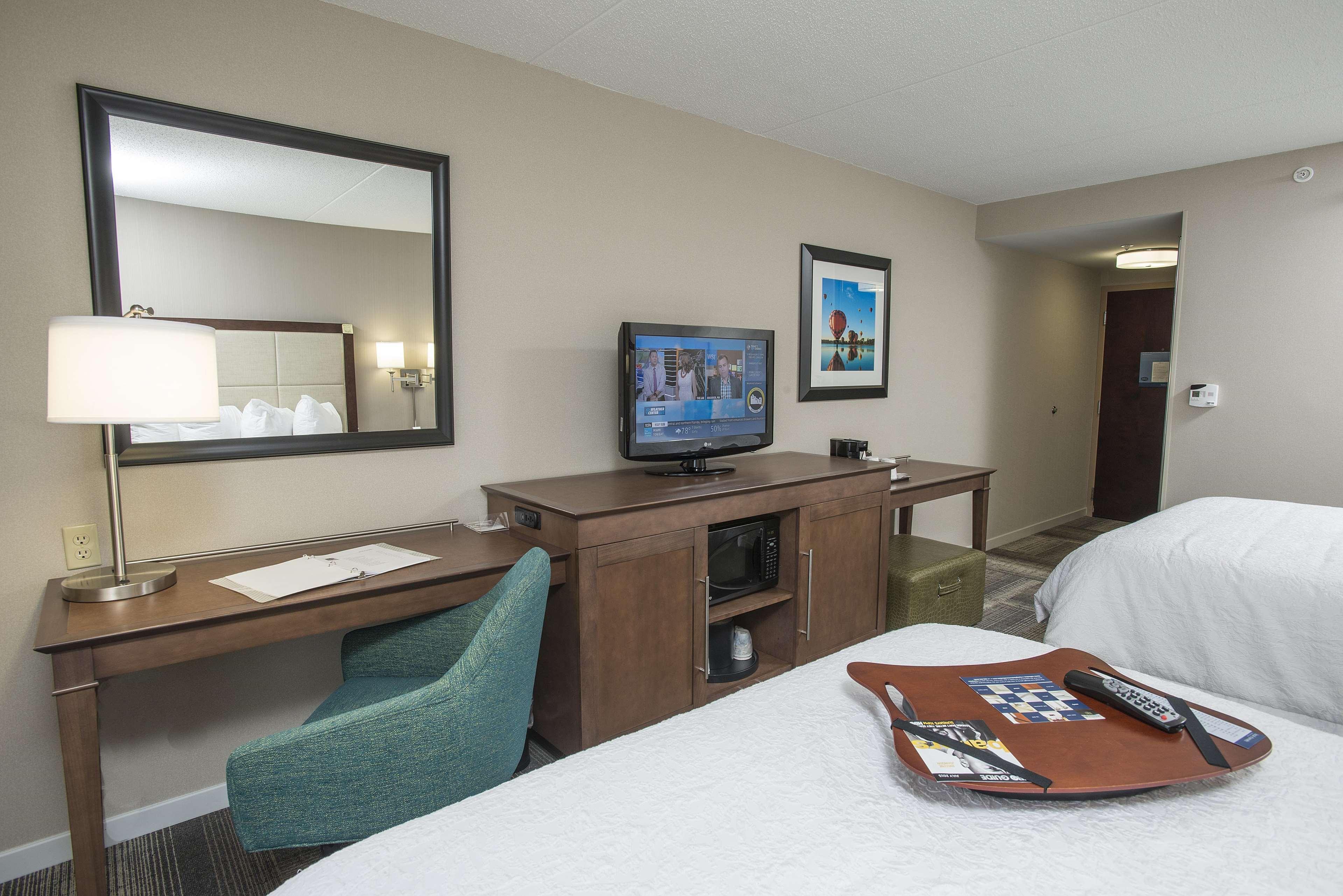 Hampton Inn & Suites Cincinnati-Union Centre West Chester Eksteriør billede