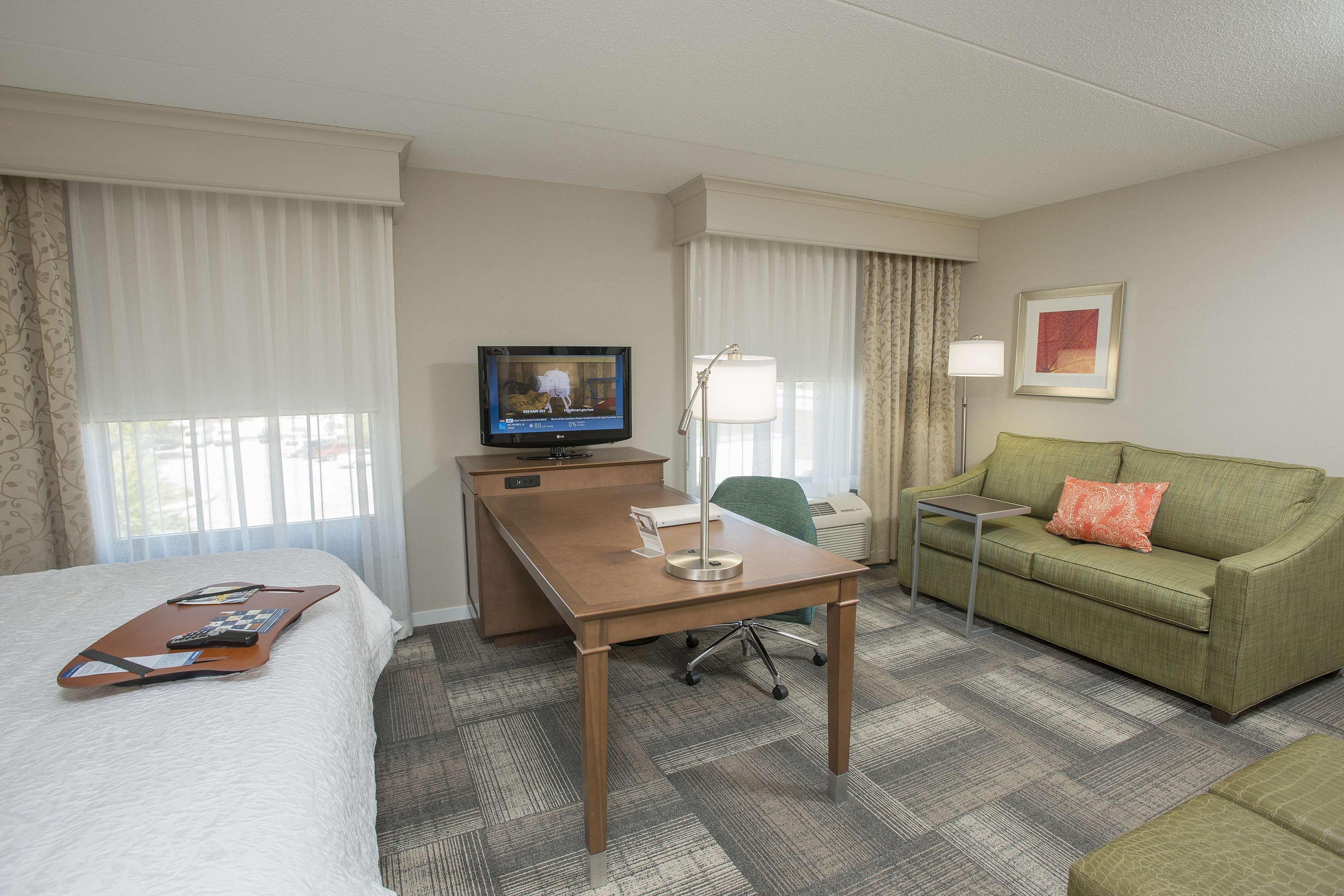 Hampton Inn & Suites Cincinnati-Union Centre West Chester Eksteriør billede