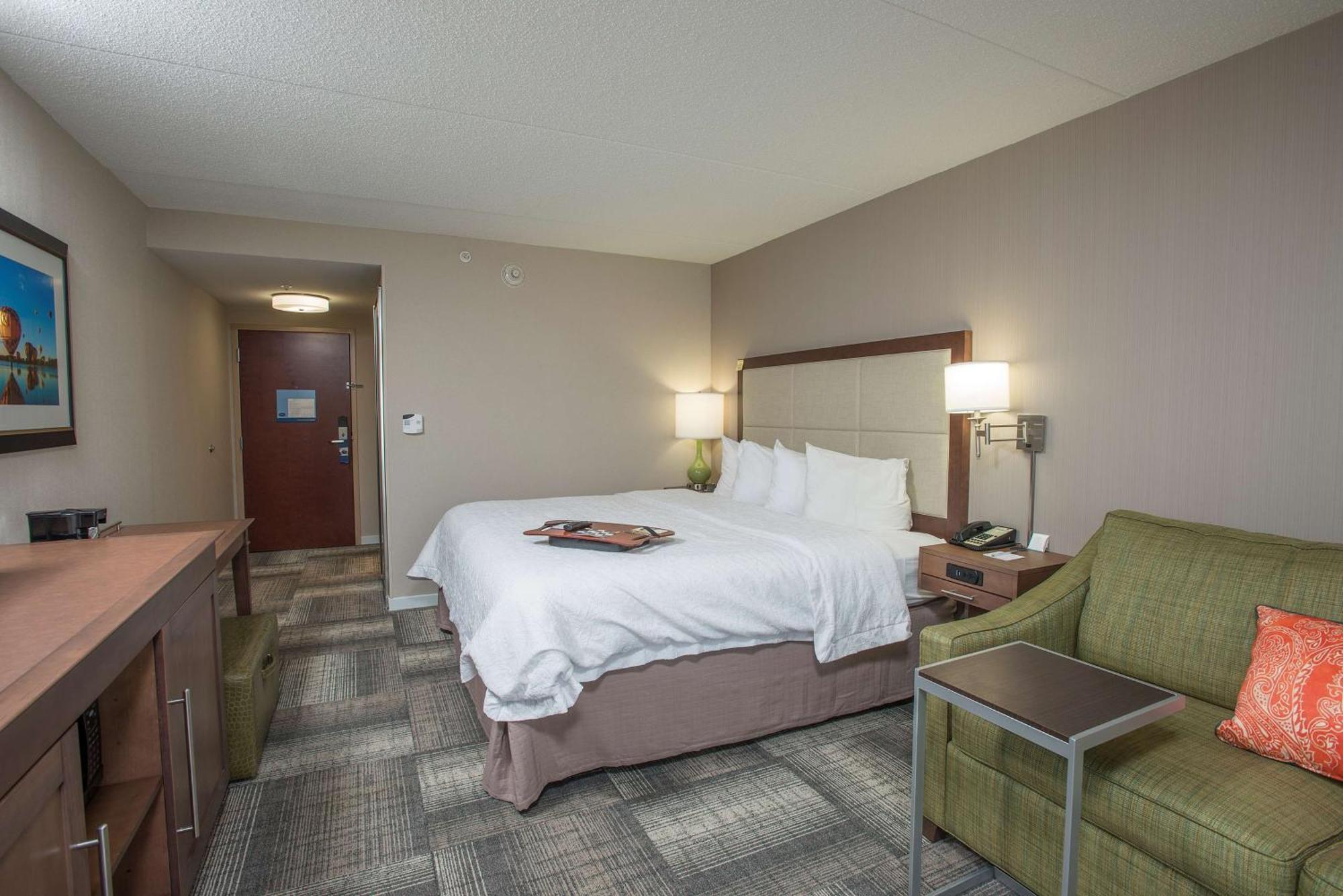 Hampton Inn & Suites Cincinnati-Union Centre West Chester Eksteriør billede