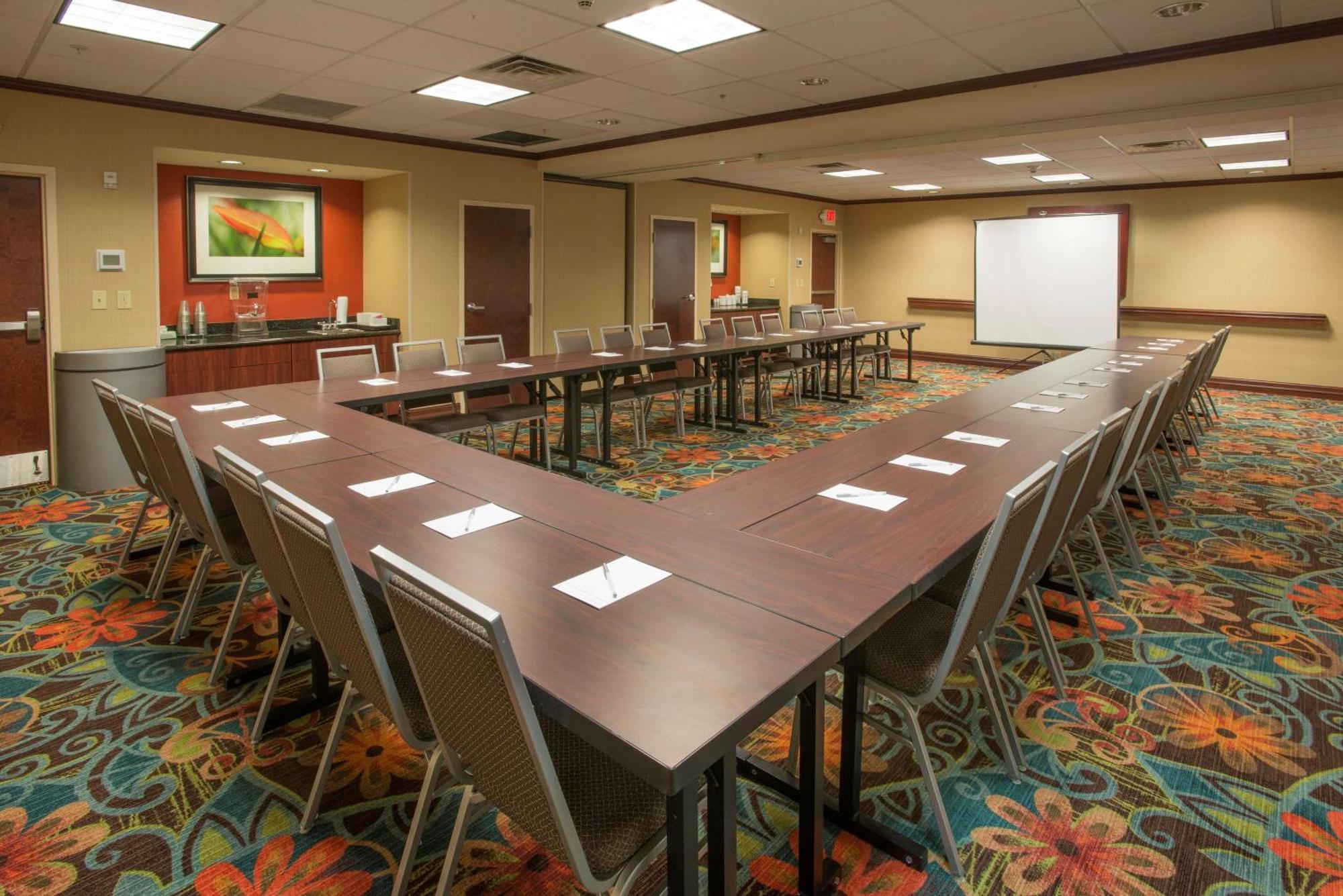 Hampton Inn & Suites Cincinnati-Union Centre West Chester Eksteriør billede