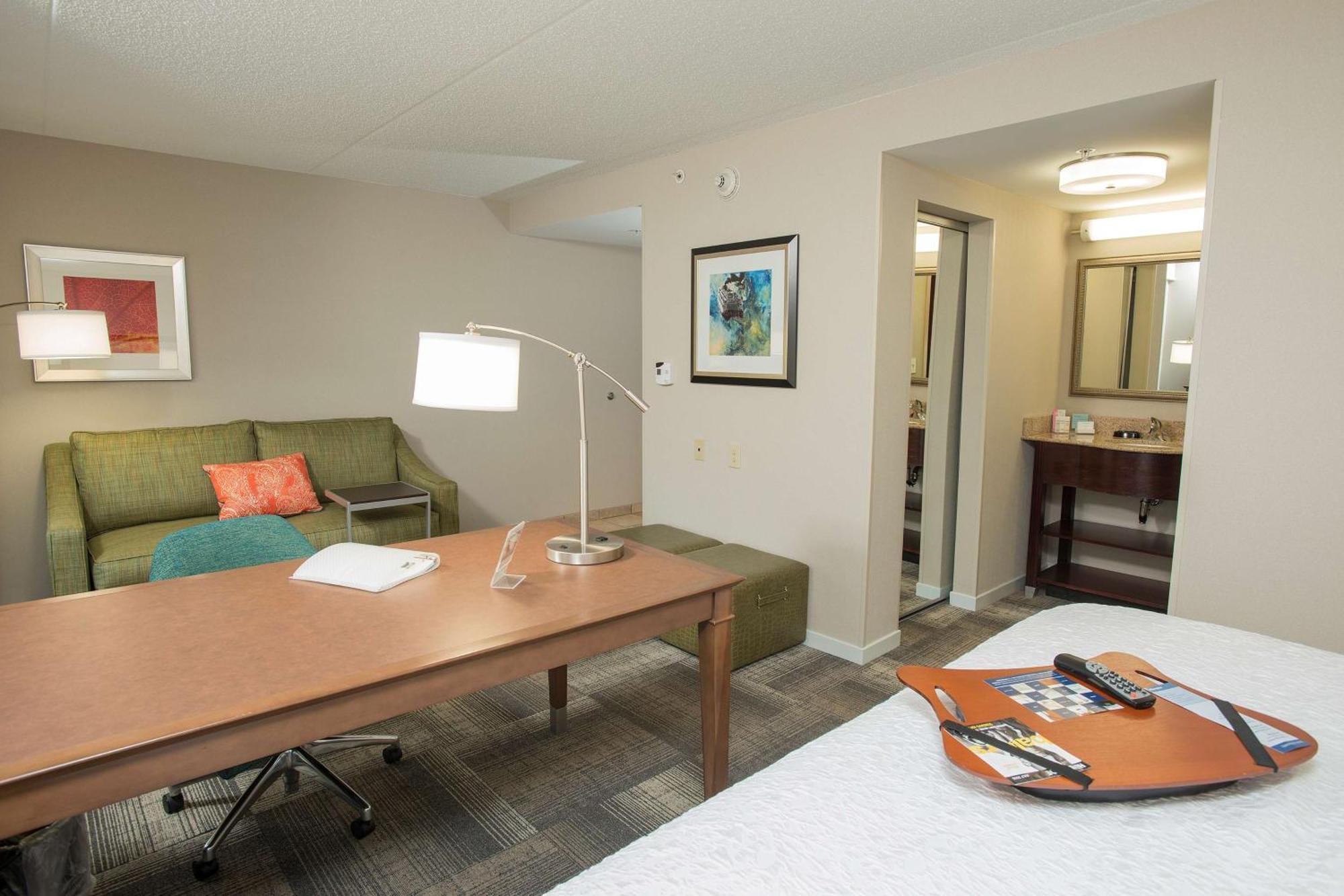 Hampton Inn & Suites Cincinnati-Union Centre West Chester Eksteriør billede