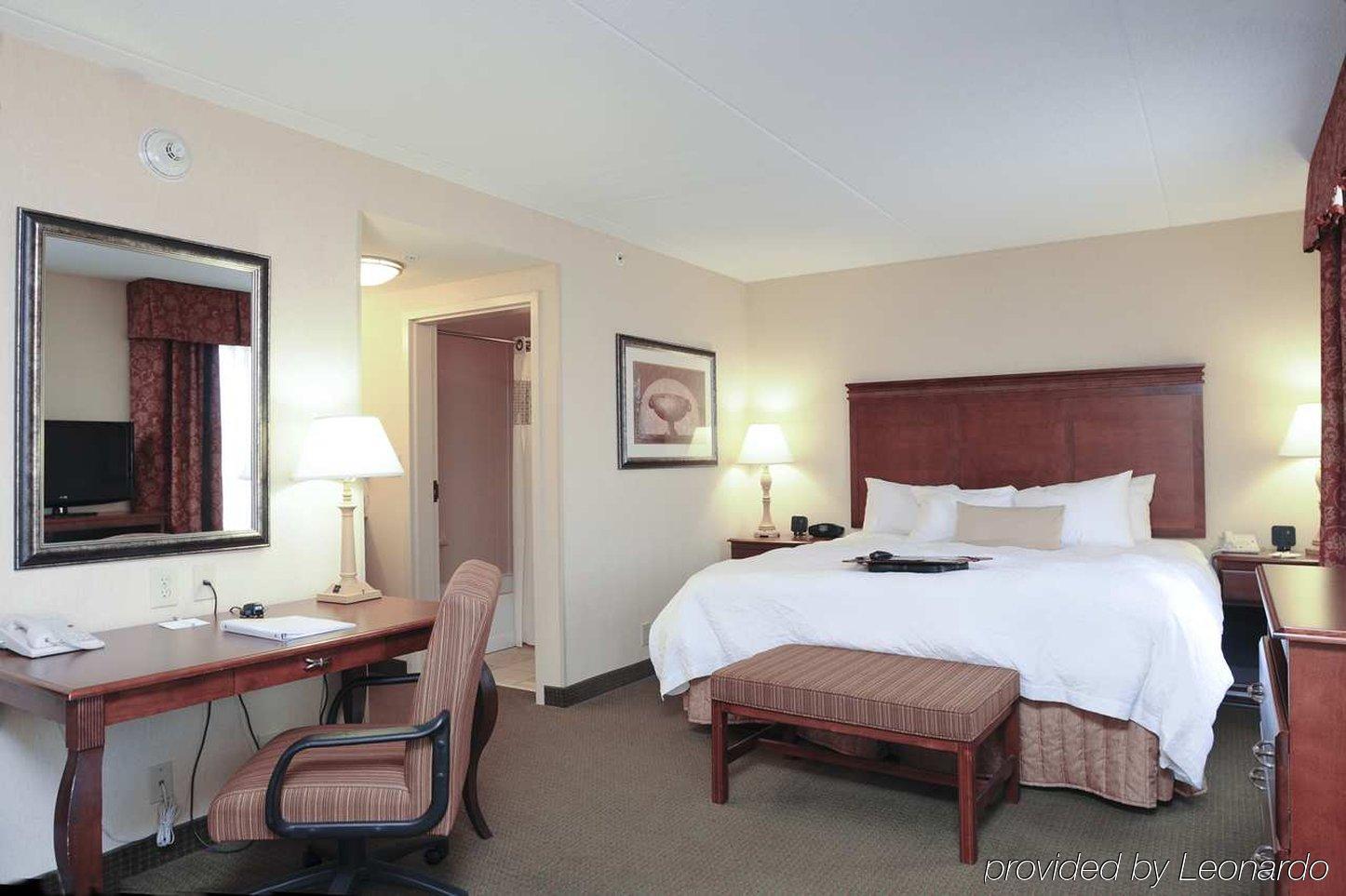 Hampton Inn & Suites Cincinnati-Union Centre West Chester Værelse billede